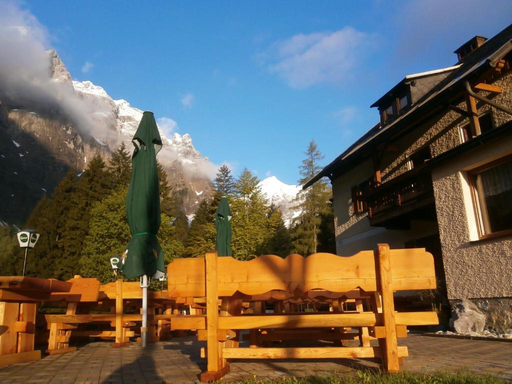 Gasthof Untere Valentinalm Hotel Plocken Exterior photo